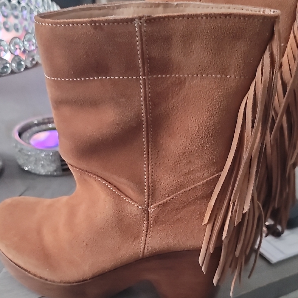 Farah Tan Heeled Boots with Western Fringe